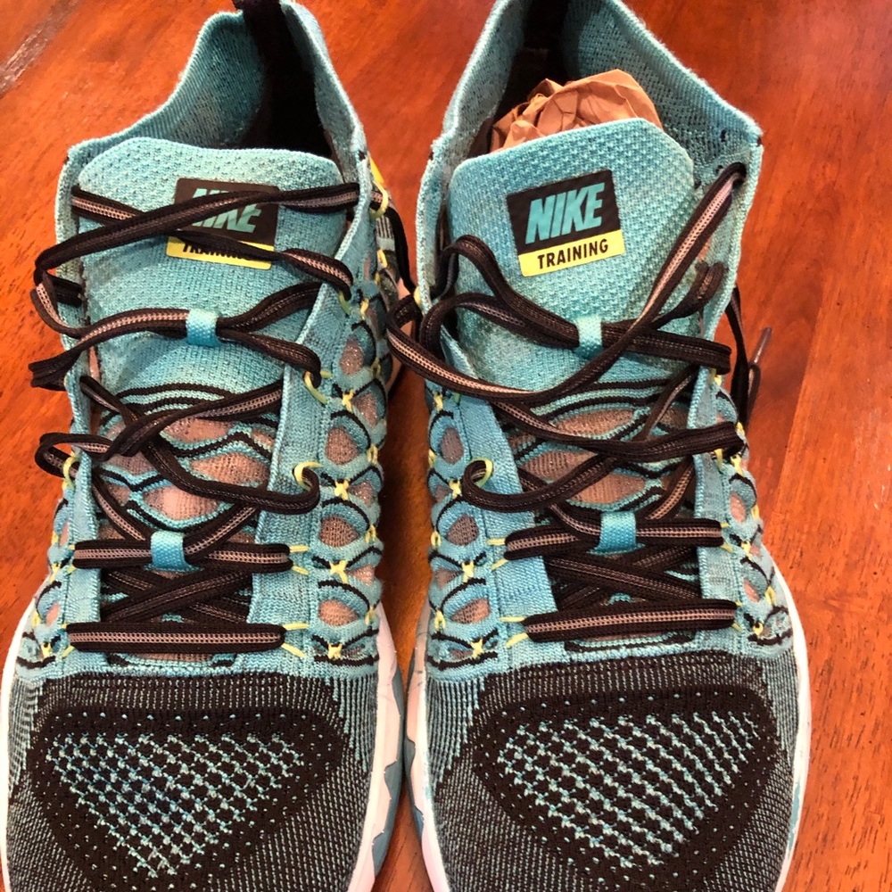 Nike FlyKnit Trainer